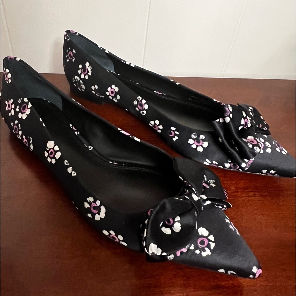 Tory Burch Ballet Flats Rosalind Black Floral Print Satin bow Size 11 NWT - Picture 6 of 11